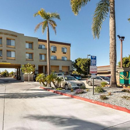 Quality Inn & Suites Huntington Beach Eksteriør billede