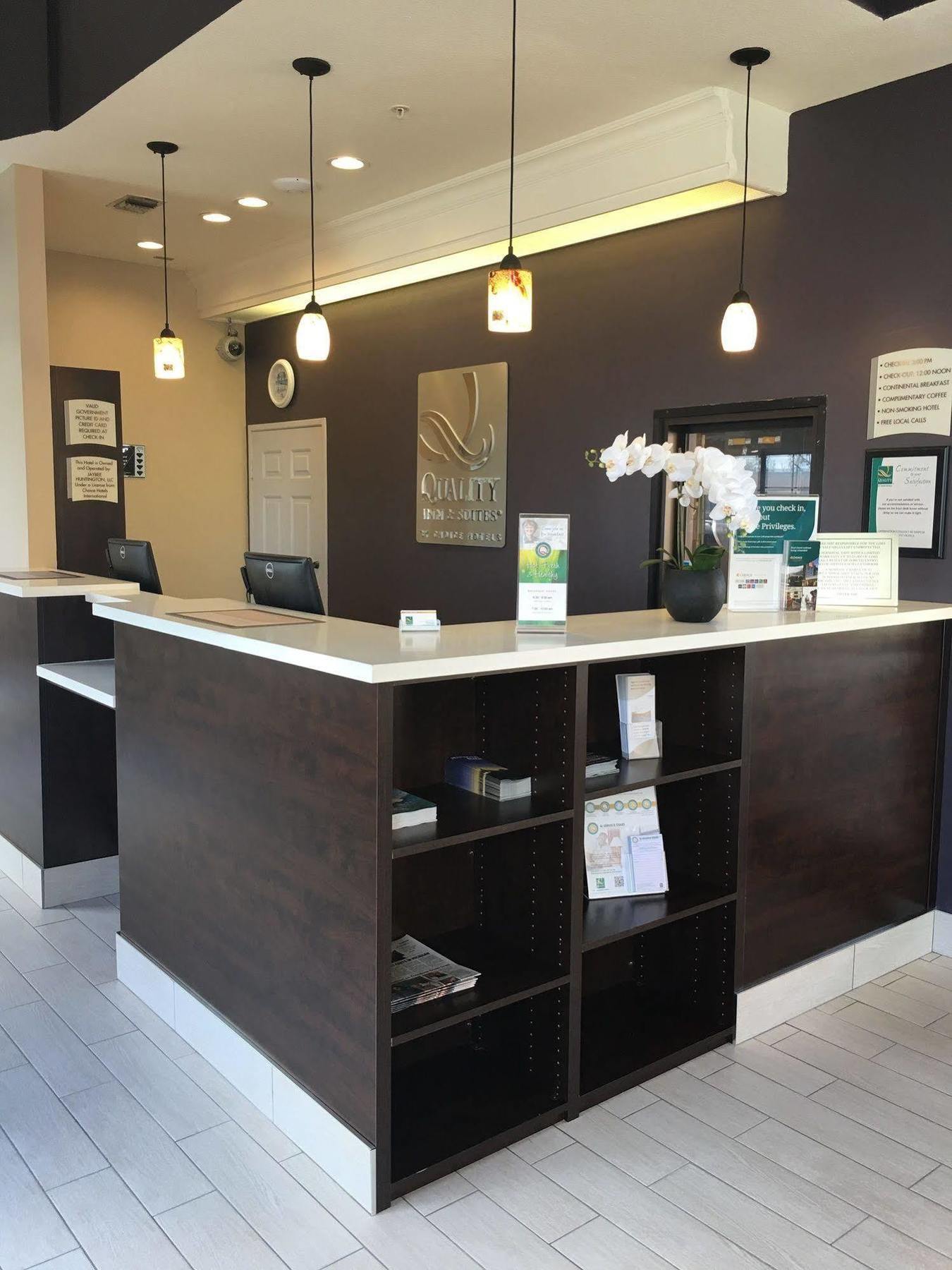 Quality Inn & Suites Huntington Beach Eksteriør billede